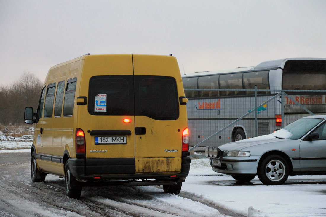 Tallinn, Renault Master T35 № 152 MKH