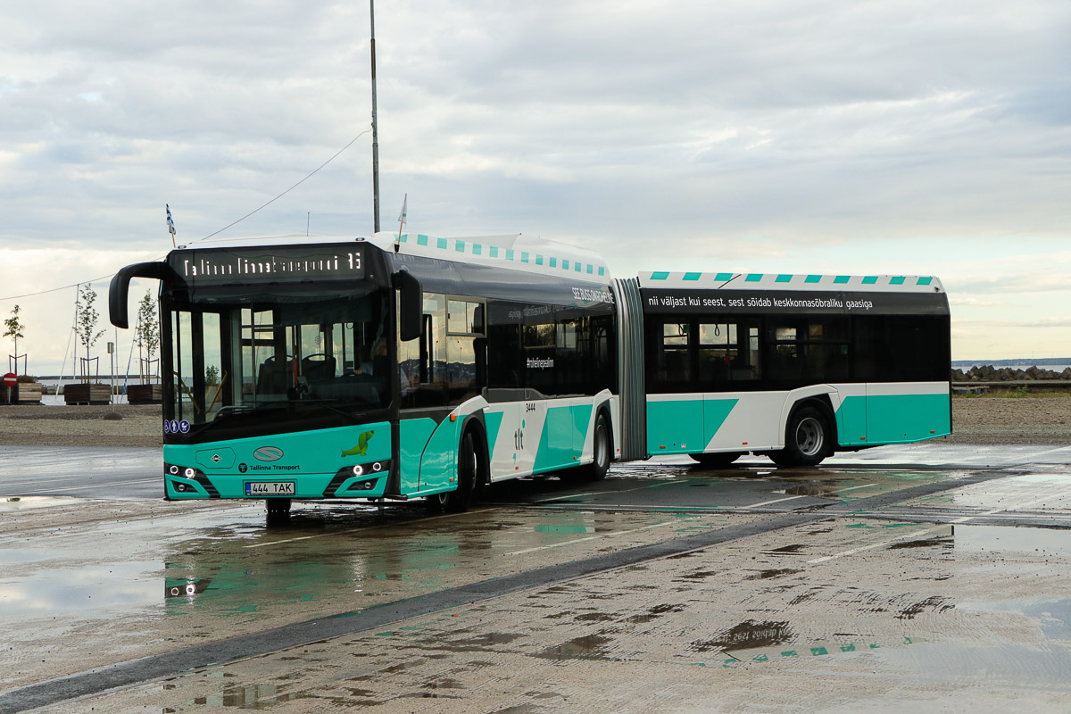 Tallinn, Solaris Urbino IV 18 CNG № 3444
Tallinn — Uute Solaris gaasibusside esitlus Noblessneris